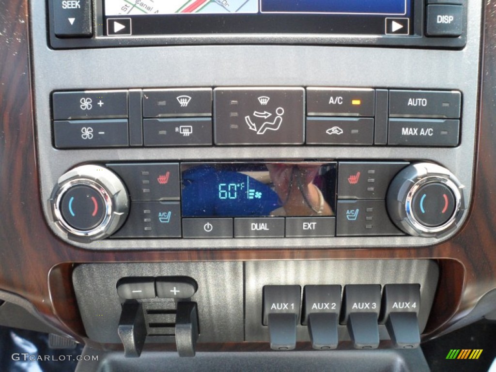 2012 Ford F250 Super Duty Lariat Crew Cab 4x4 Controls Photo #65352477