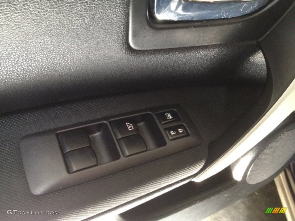 2011 Rogue SV AWD - Black Amethyst / Black photo #12