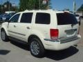 Cool Vanilla White - Aspen Limited HEMI 4WD Photo No. 9