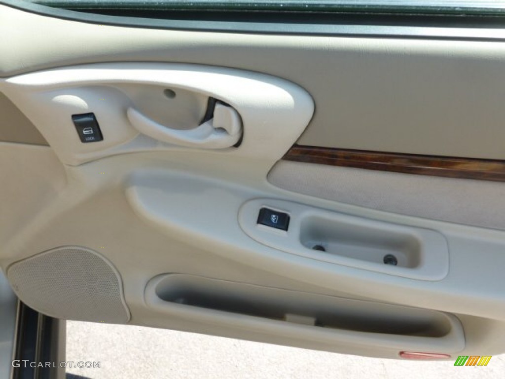 2004 Impala  - Sandstone Metallic / Neutral Beige photo #11