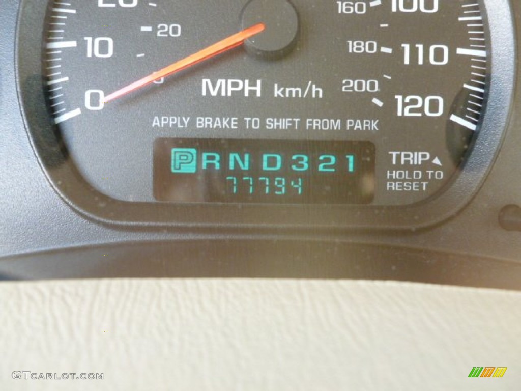 2004 Impala  - Sandstone Metallic / Neutral Beige photo #20