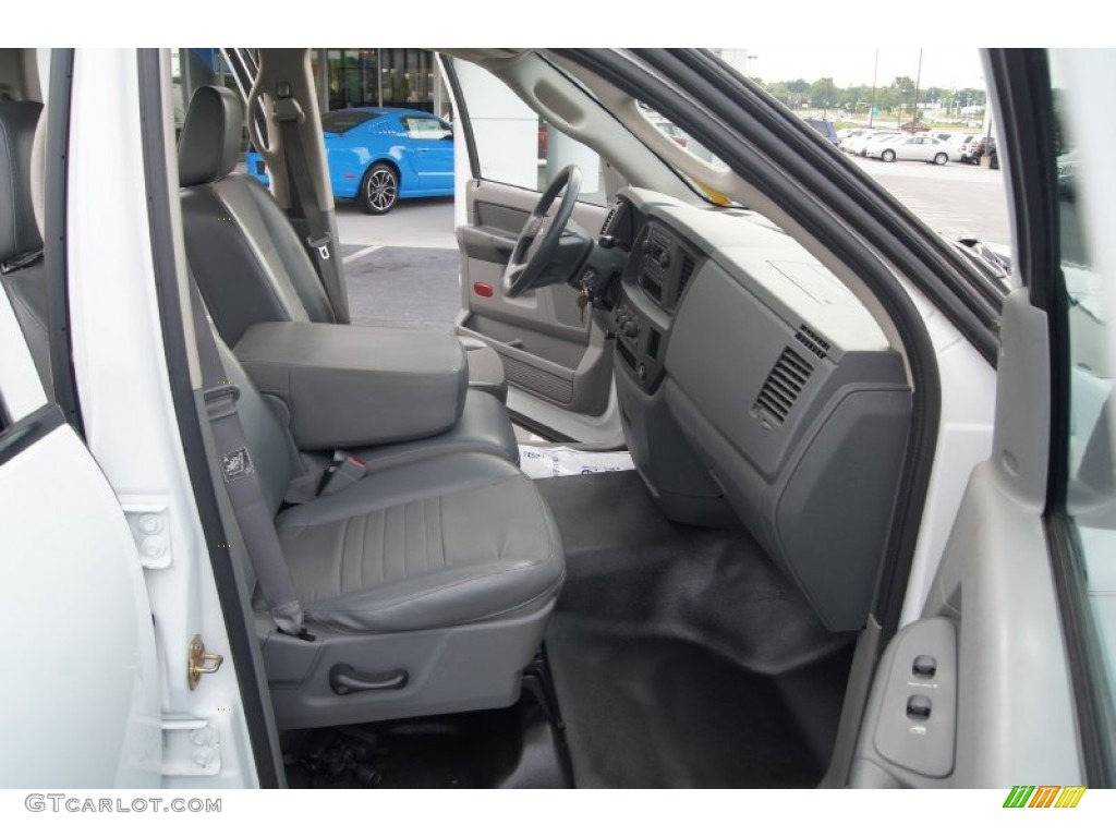 2007 Ram 1500 ST Quad Cab - Bright White / Medium Slate Gray photo #11