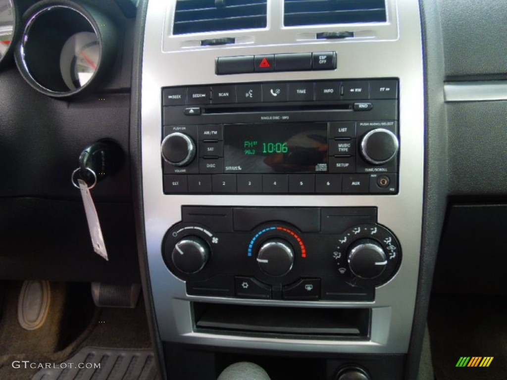 2008 Charger SE - Cool Vanilla Clear Coat / Dark Slate Gray photo #12