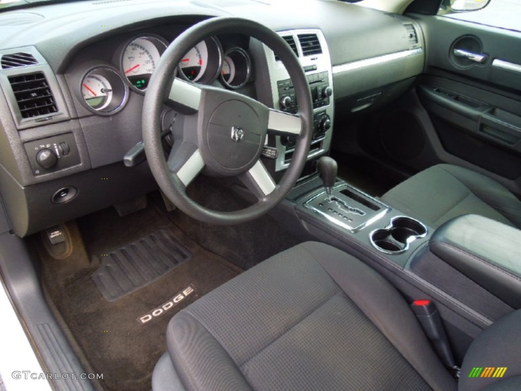 2008 Charger SE - Cool Vanilla Clear Coat / Dark Slate Gray photo #25