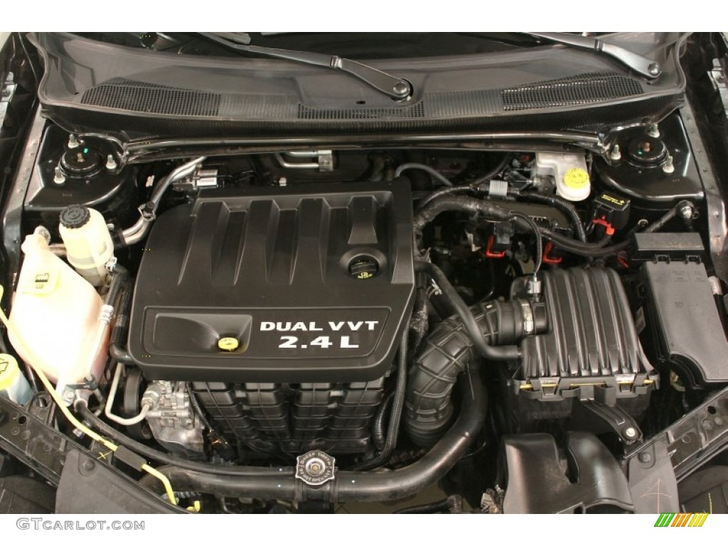 2011 Chrysler 200 Touring Convertible 2.4 Liter DOHC 16-Valve Dual VVT 4 Cylinder Engine Photo #65370717
