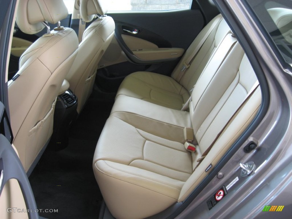 2012 Hyundai Azera Standard Azera Model Rear Seat Photo #65375673