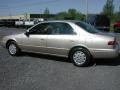 1998 Cashmere Beige Metallic Toyota Camry LE  photo #4