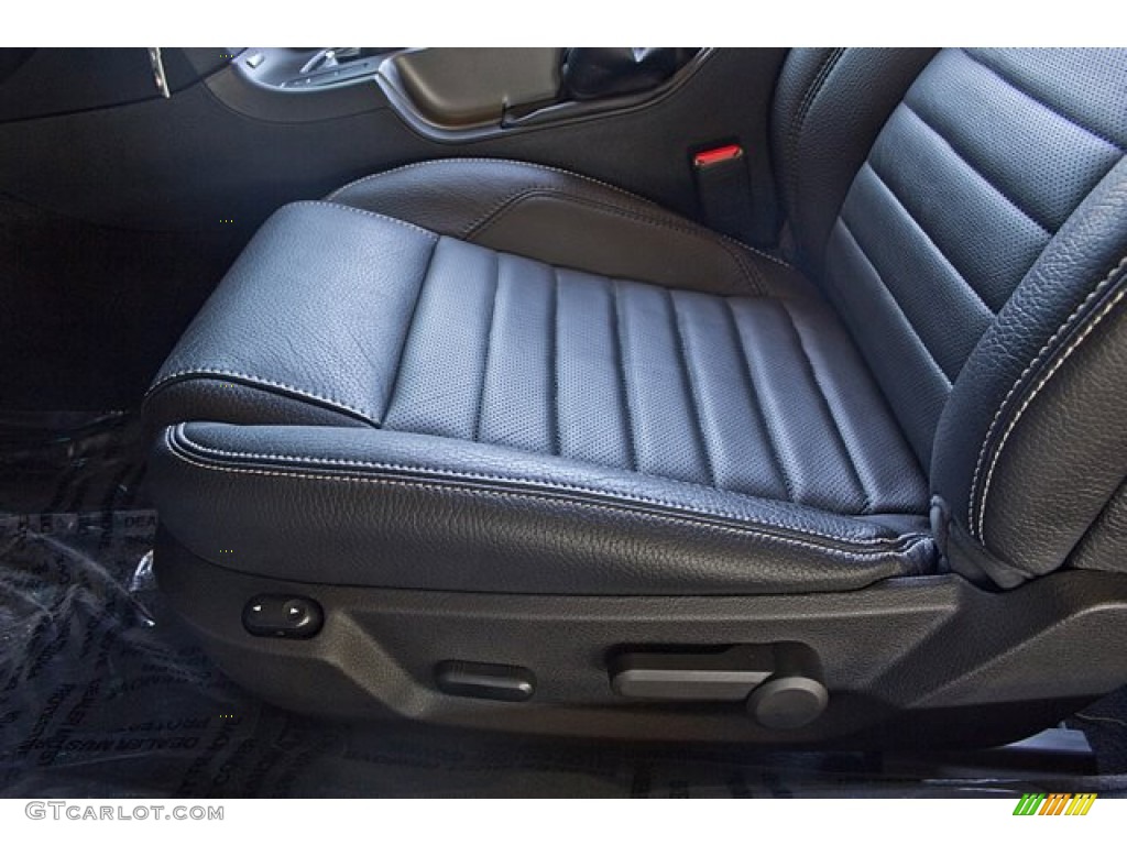 2011 Ford Mustang GT Convertible Front Seat Photos