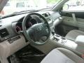 Classic Silver Metallic - Highlander V6 4WD Photo No. 12