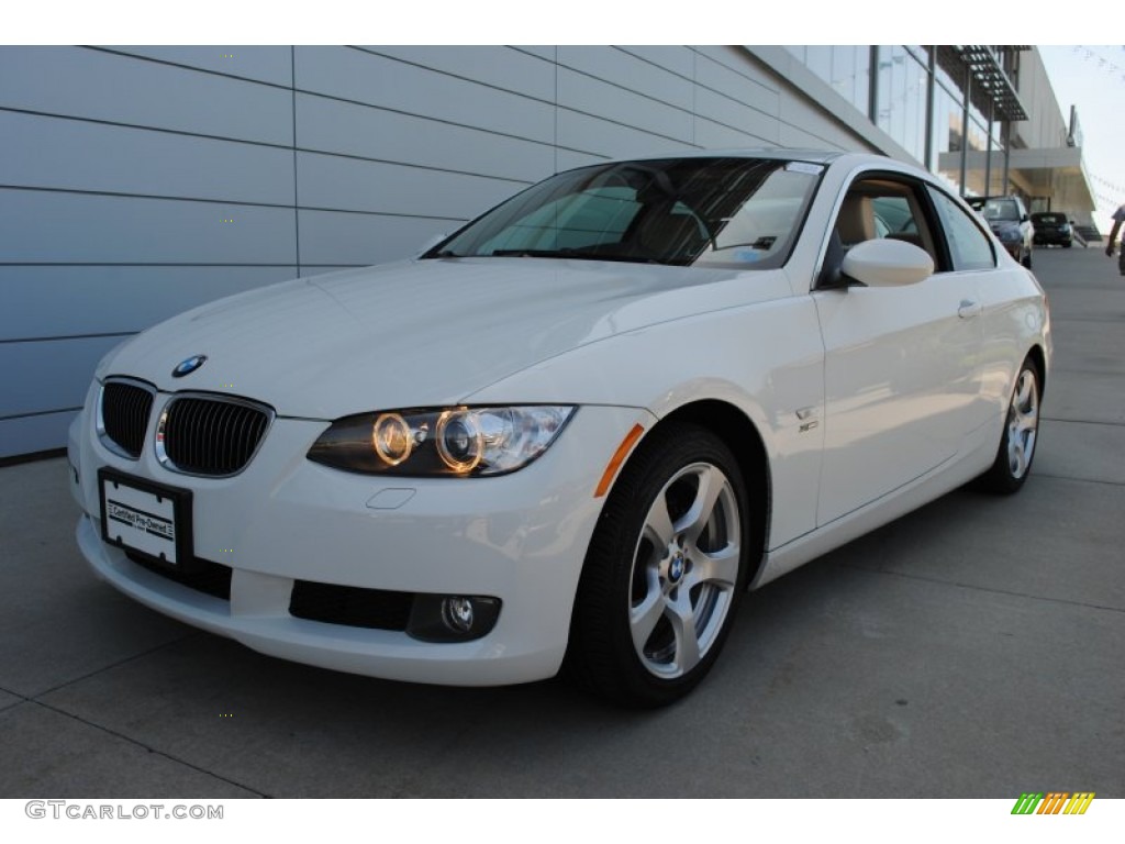 2009 3 Series 328xi Coupe - Alpine White / Cream Beige Dakota Leather photo #1
