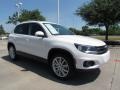 Candy White - Tiguan SE Photo No. 7