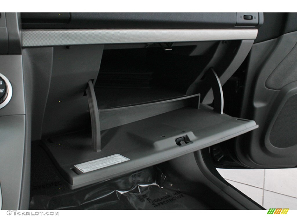 2009 Sentra 2.0 SR - Midnight Sky / Charcoal photo #20