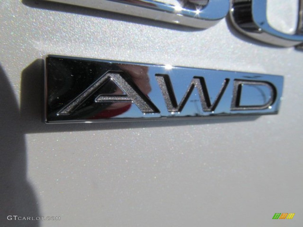 2011 LaCrosse CXL AWD - White Diamond Tricoat / Cocoa/Cashmere photo #8