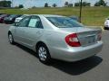 Lunar Mist Metallic - Camry LE Photo No. 5