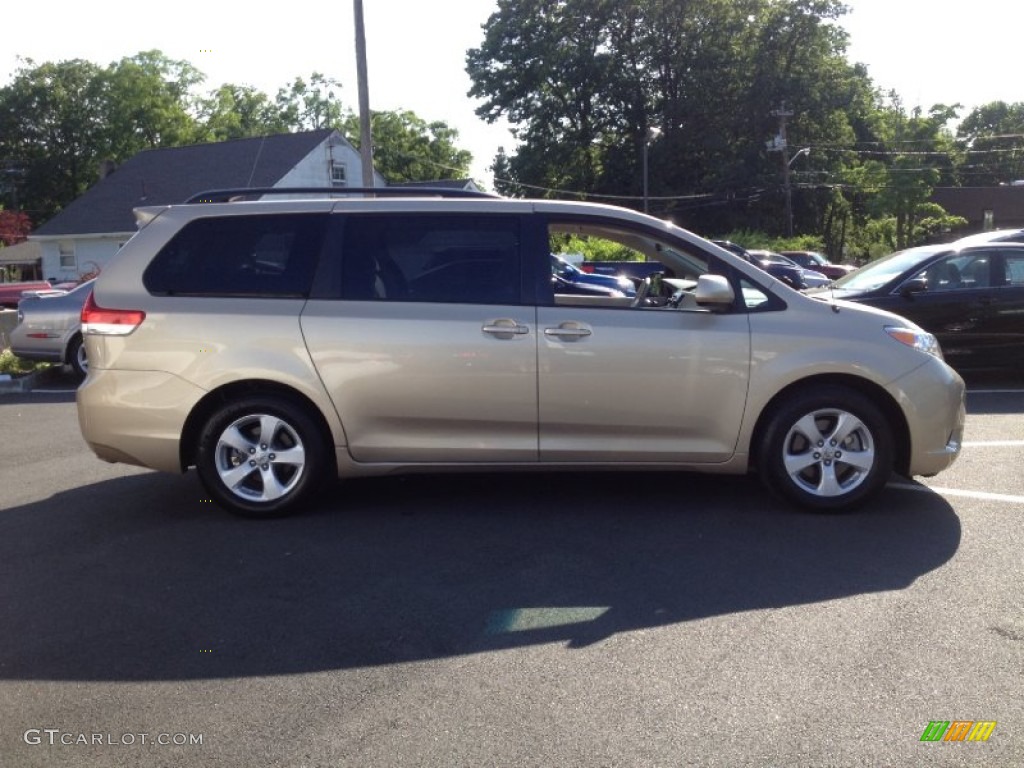 2011 Sienna LE - Sandy Beach Metallic / Bisque photo #4