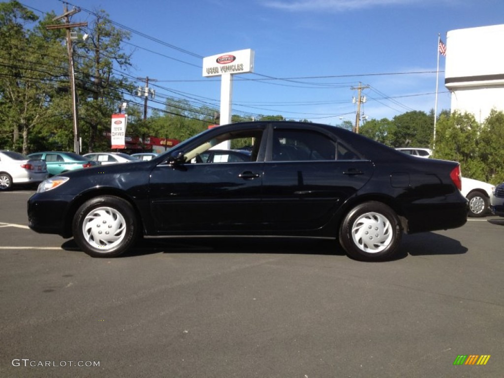 2004 Camry LE - Black / Stone photo #8