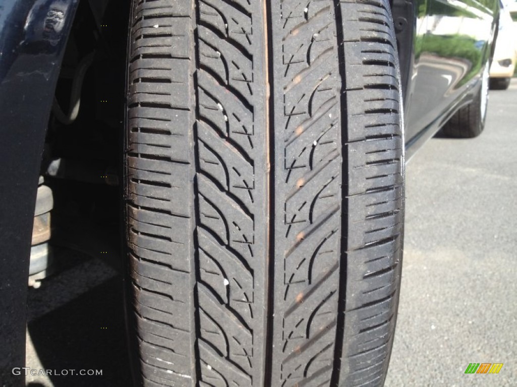 2004 Camry LE - Black / Stone photo #10