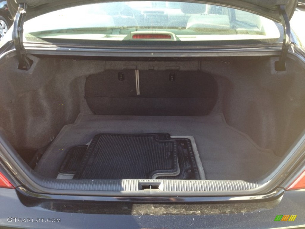 2004 Camry LE - Black / Stone photo #11