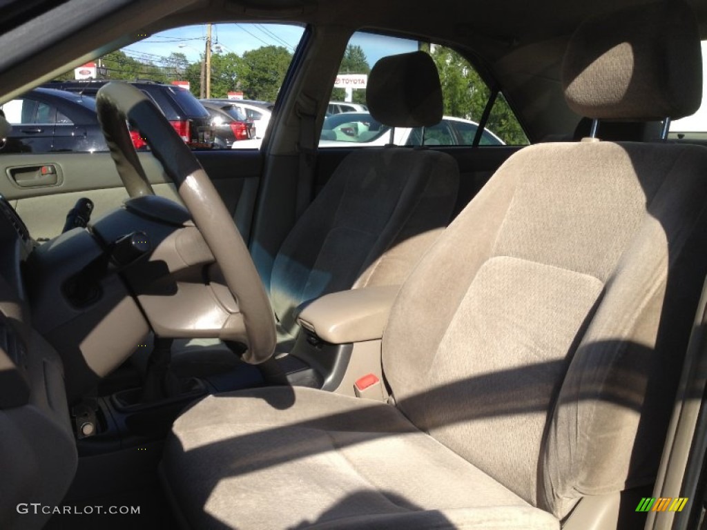 2004 Camry LE - Black / Stone photo #20
