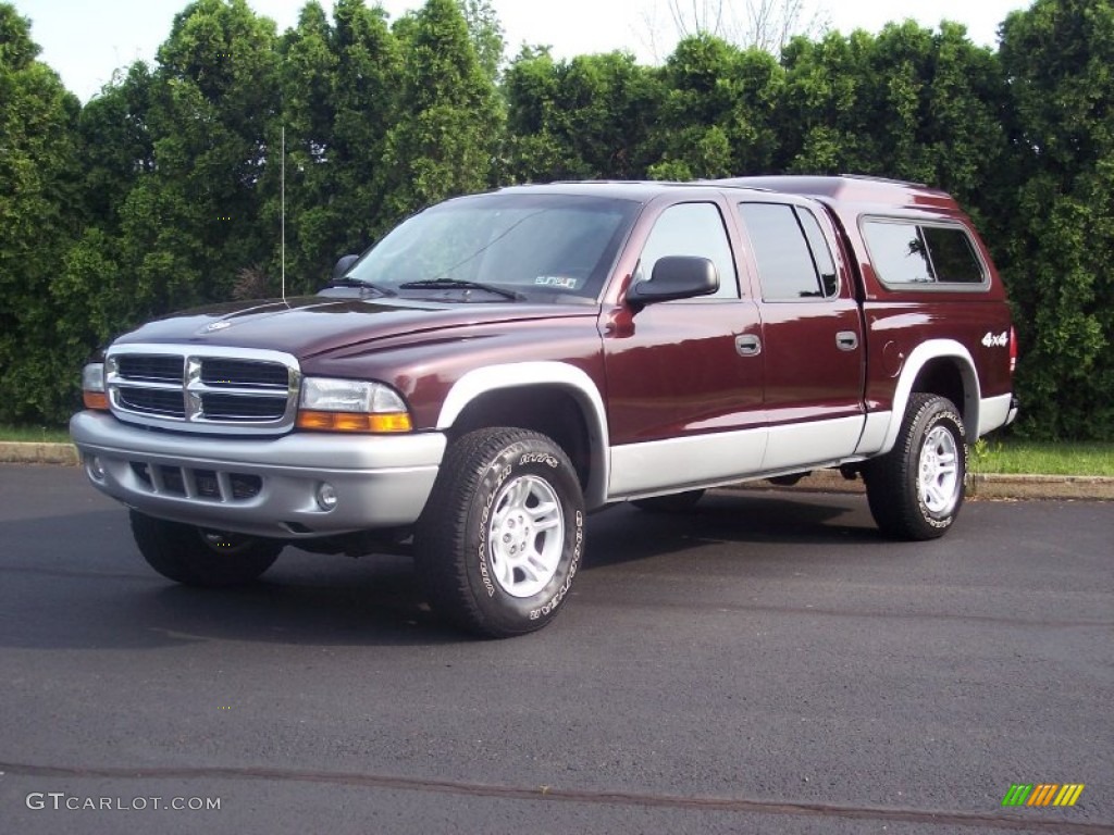 2004 Dakota SLT Quad Cab 4x4 - Deep Molten Red Pearl / Dark Slate Gray photo #3