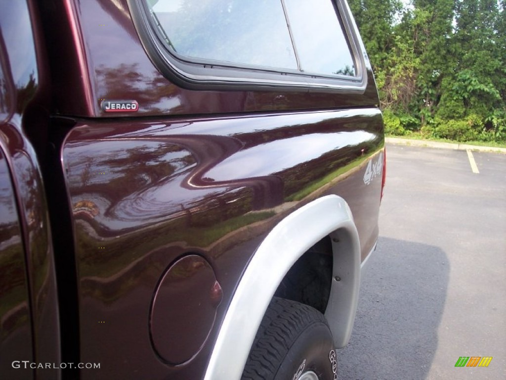 2004 Dakota SLT Quad Cab 4x4 - Deep Molten Red Pearl / Dark Slate Gray photo #31