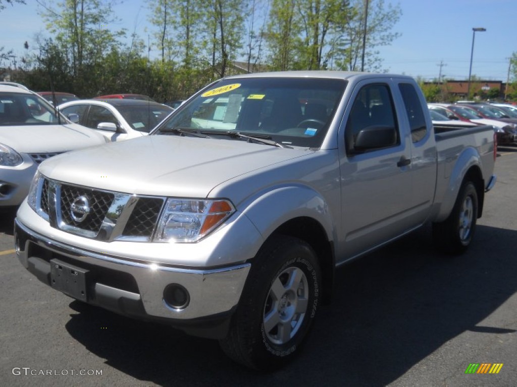 2008 Frontier SE King Cab 4x4 - Radiant Silver / Charcoal Black photo #1