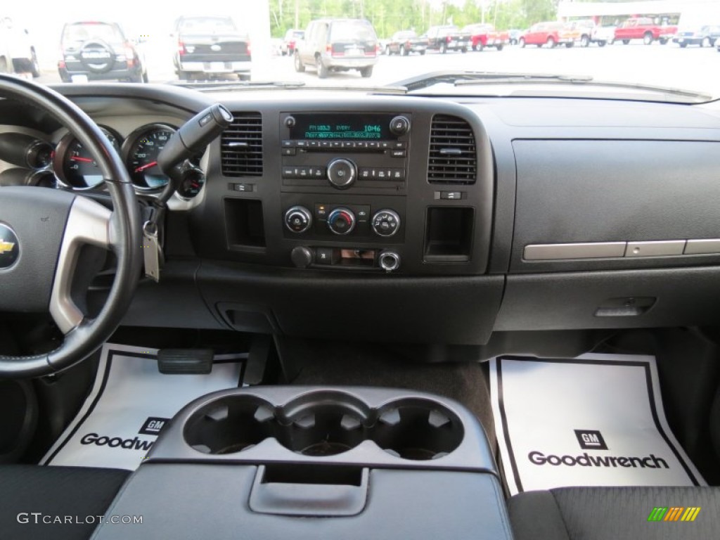 2011 Silverado 1500 LT Crew Cab - Summit White / Ebony photo #18