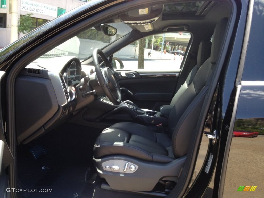 2012 Cayenne S - Amethyst Metallic / Black photo #11