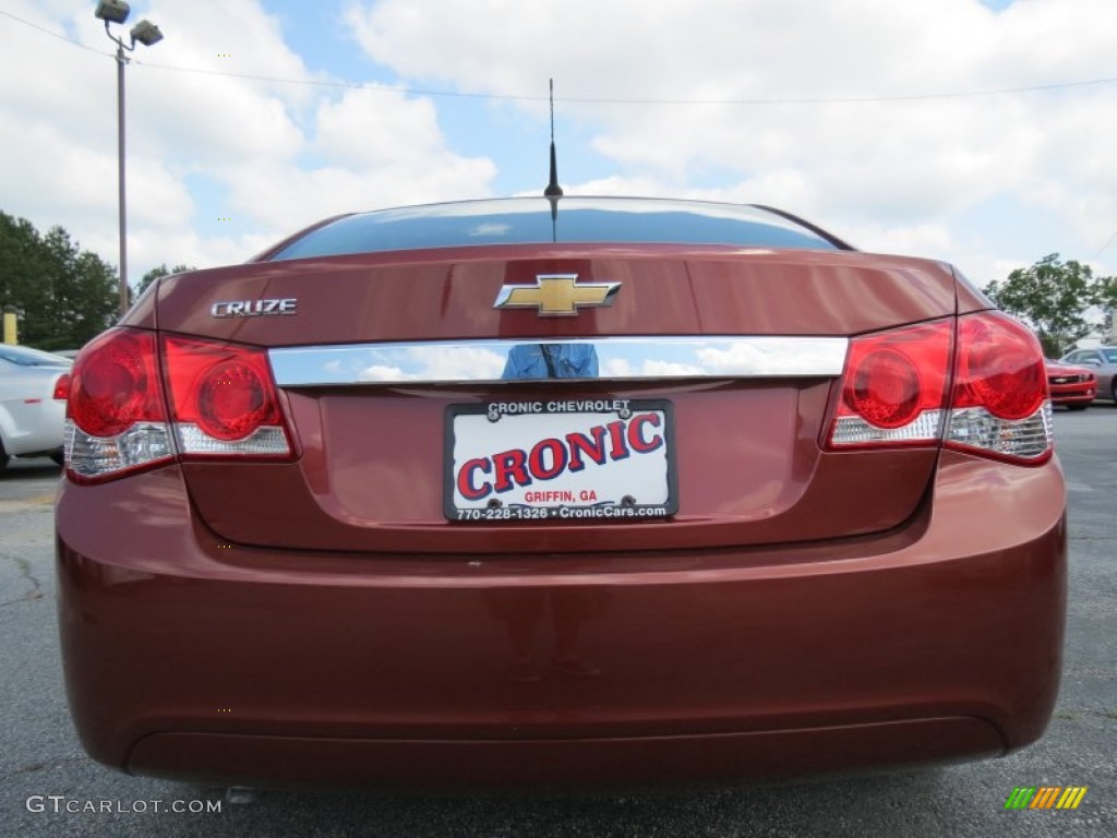 2012 Cruze LS - Autumn Red Metallic / Jet Black/Medium Titanium photo #6