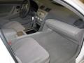 Super White - Camry LE Photo No. 18