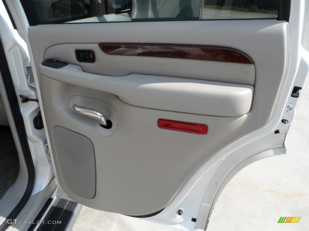 2005 Cadillac Escalade Standard Escalade Model Door Panel Photos