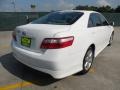 Super White - Camry SE Photo No. 3