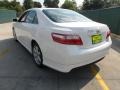 Super White - Camry SE Photo No. 5
