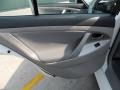Super White - Camry SE Photo No. 28
