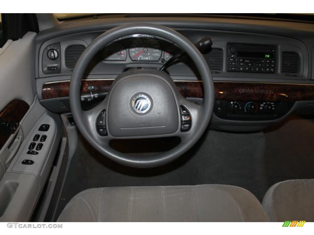 2004 Grand Marquis GS - Arizona Beige Metallic / Light Flint photo #12