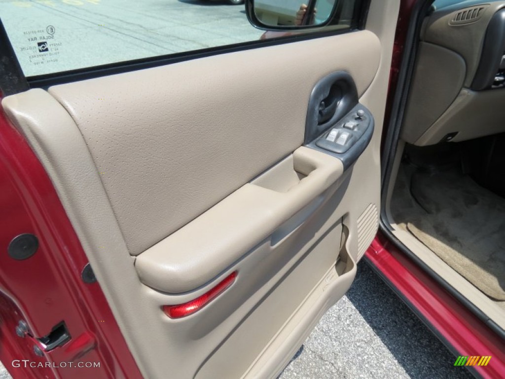 2004 Montana MontanaVision - Sport Red Metallic / Taupe photo #10