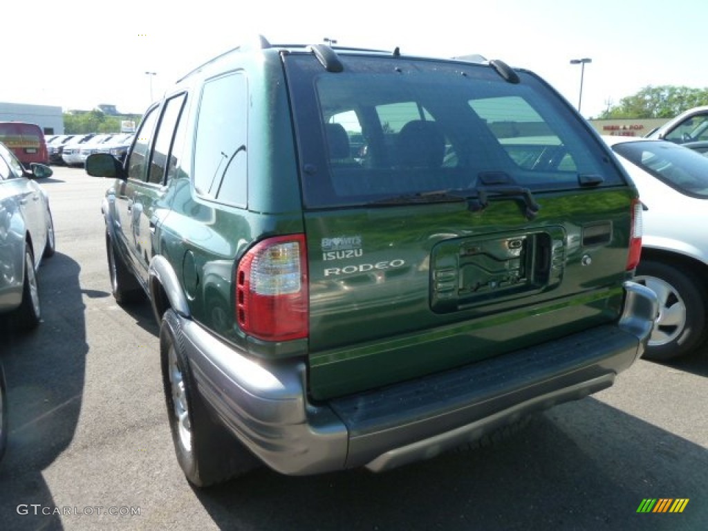 2002 Rodeo S 4x4 - Garden Green Mica / Gray photo #4