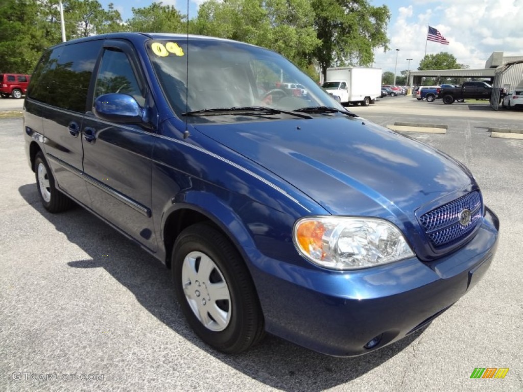 2004 Sedona EX - Imperial Blue / Gray photo #12