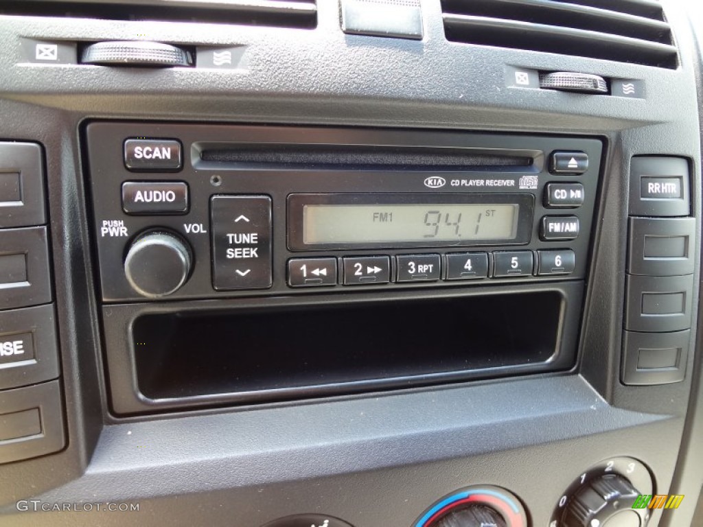 2004 Sedona EX - Imperial Blue / Gray photo #23