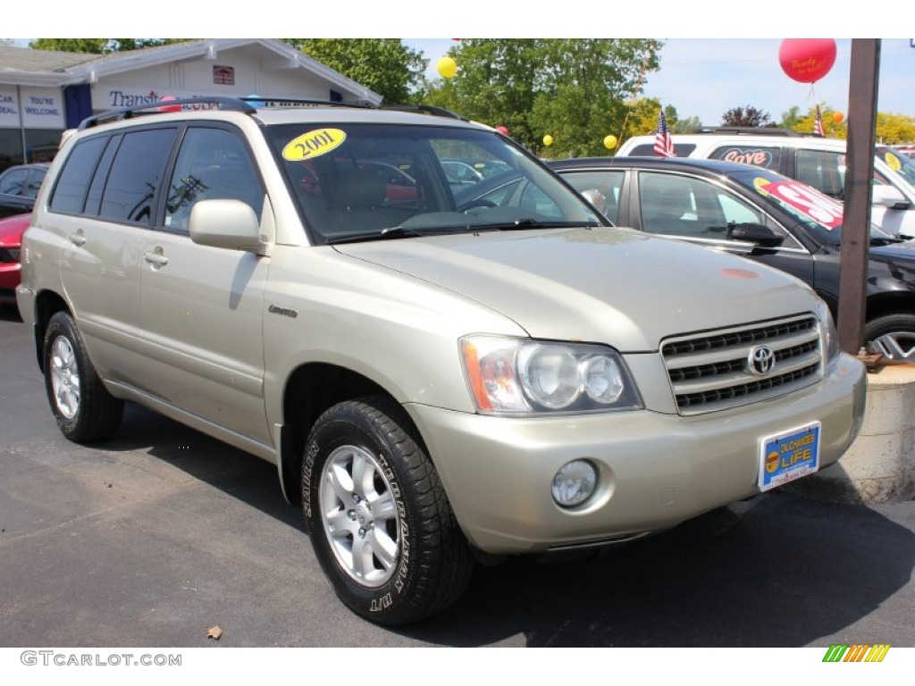 2001 Highlander V6 4WD - Vintage Gold Metallic / Ivory photo #1