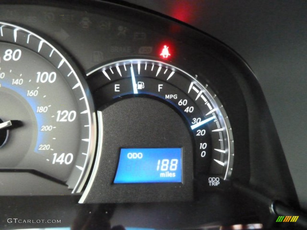 2012 Camry XLE - Cypress Green Pearl / Ivory photo #15
