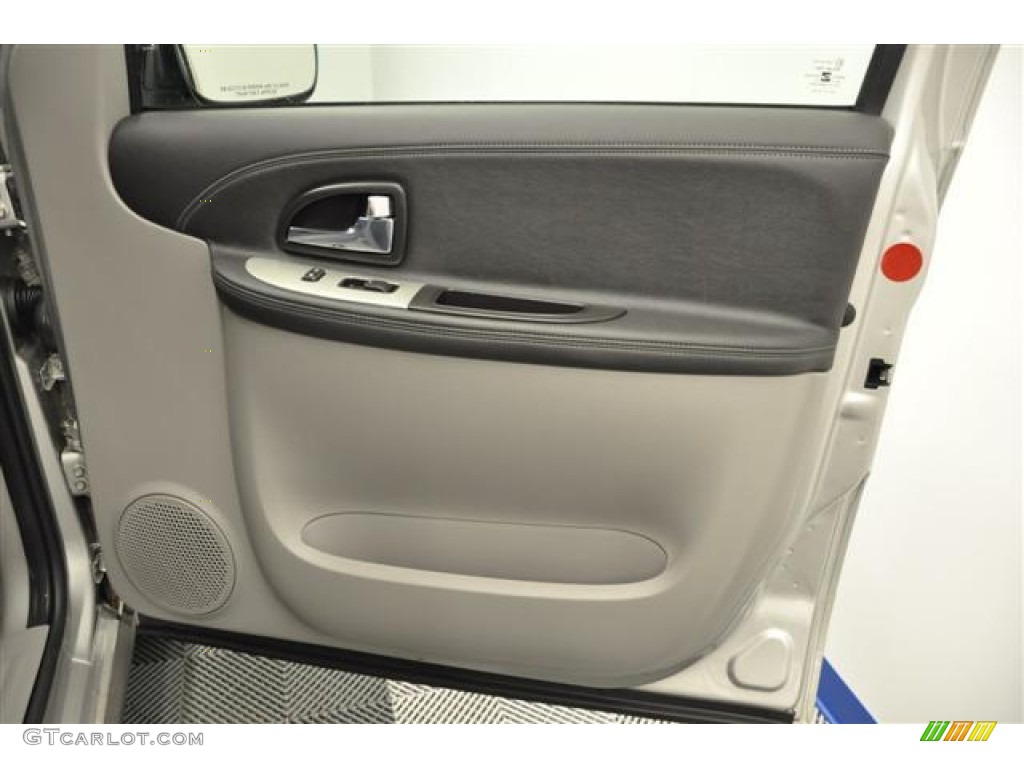 2008 Pontiac Montana SV6 Gray Door Panel Photo #65421102