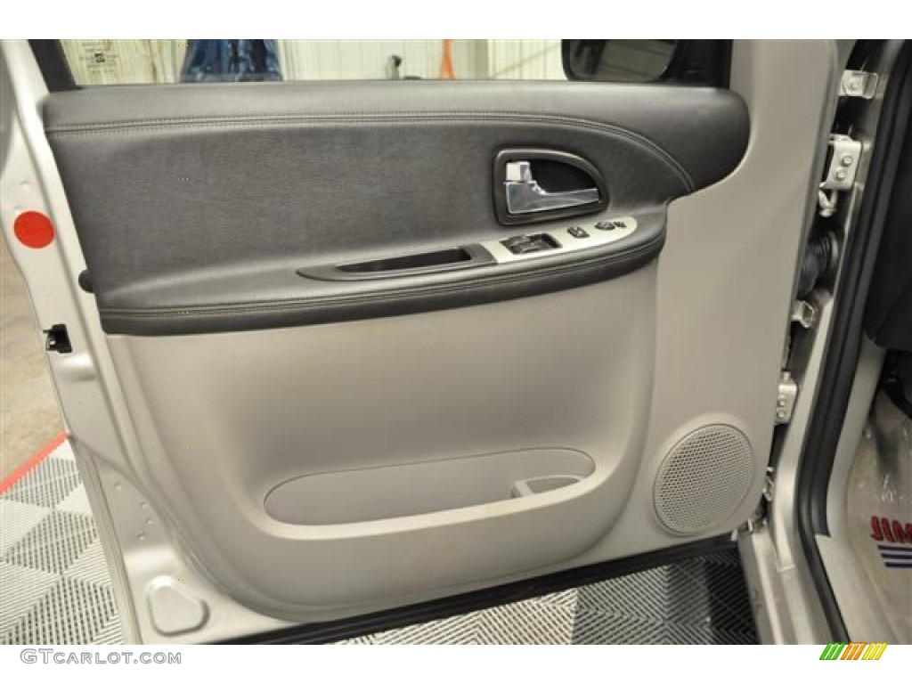2008 Pontiac Montana SV6 Gray Door Panel Photo #65421141
