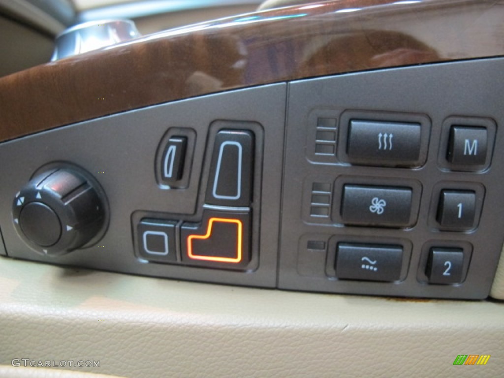 2003 7 Series 745i Sedan - Black Sapphire Metallic / Dark Beige/Beige III photo #40