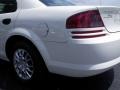 Stone White - Stratus SE Sedan Photo No. 8
