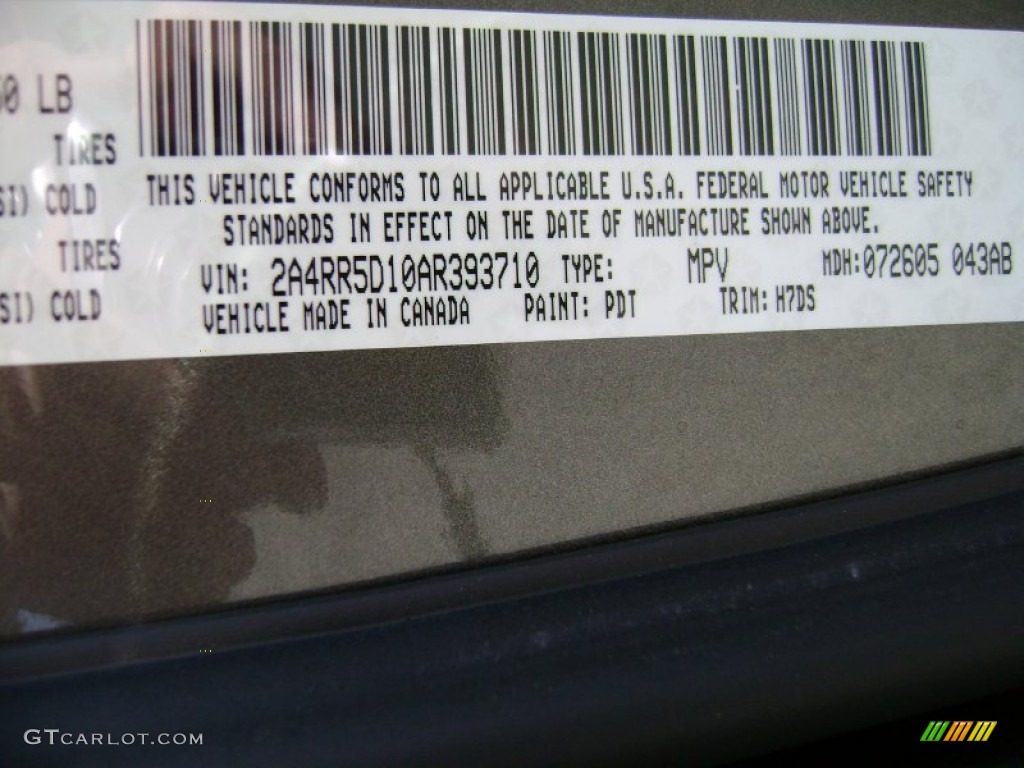 2010 Town & Country Touring - Dark Titanium Metallic / Medium Slate Gray/Light Shale photo #17