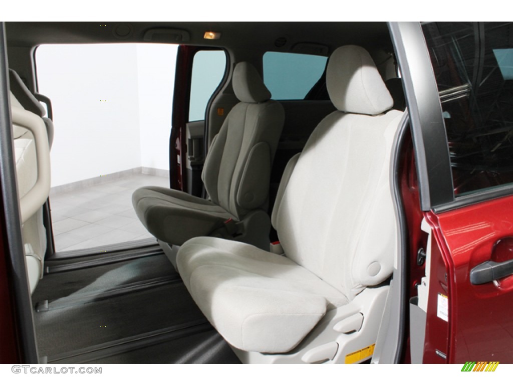 2011 Sienna V6 - Salsa Red Pearl / Bisque photo #14