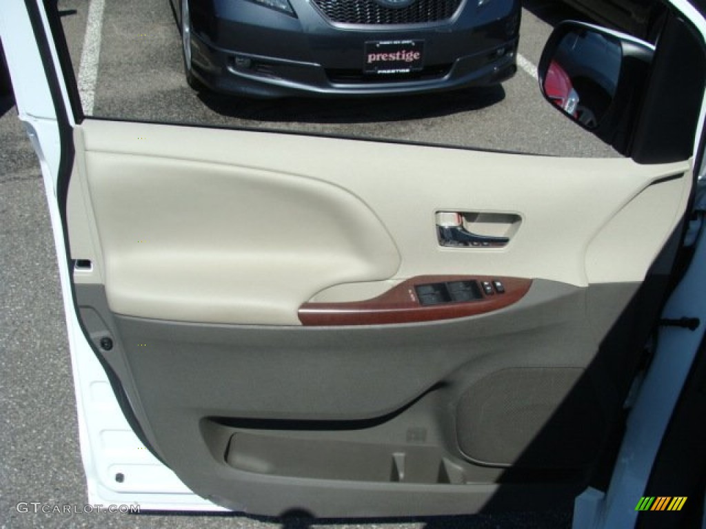 2011 Sienna XLE AWD - Super White / Bisque photo #6