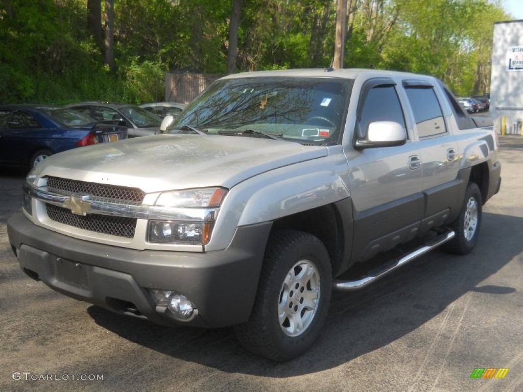 2004 Avalanche 1500 4x4 - Silver Birch Metallic / Dark Charcoal photo #1