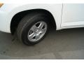 Super White - RAV4 I4 4WD Photo No. 21